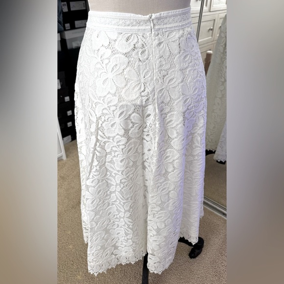 NWT❣️Champagne and Strawberry Eyelet Dress Size Medium - Picture 2 of 8